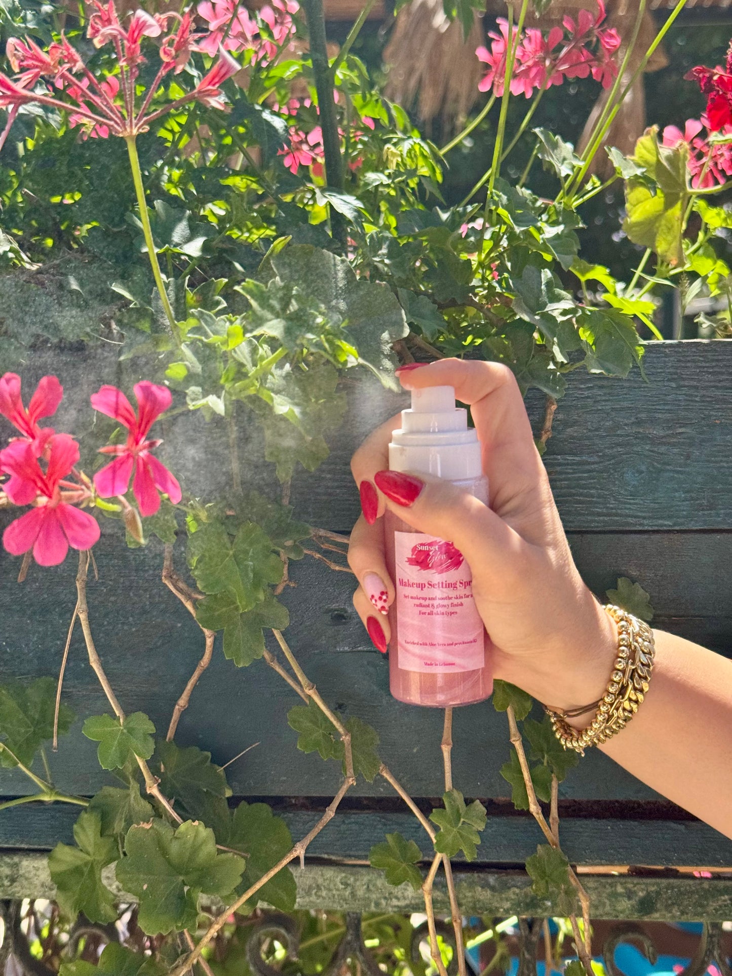 Makeup setting spray